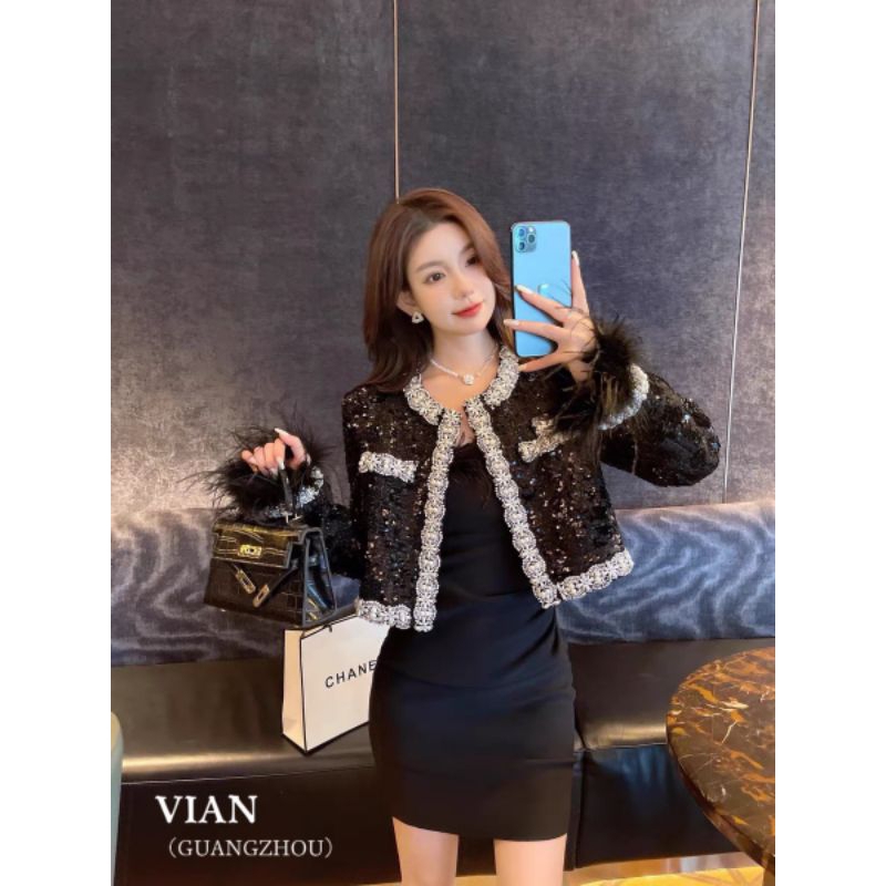 Áo khoác dạ nhũ viền ngọc tay lông cao cấp