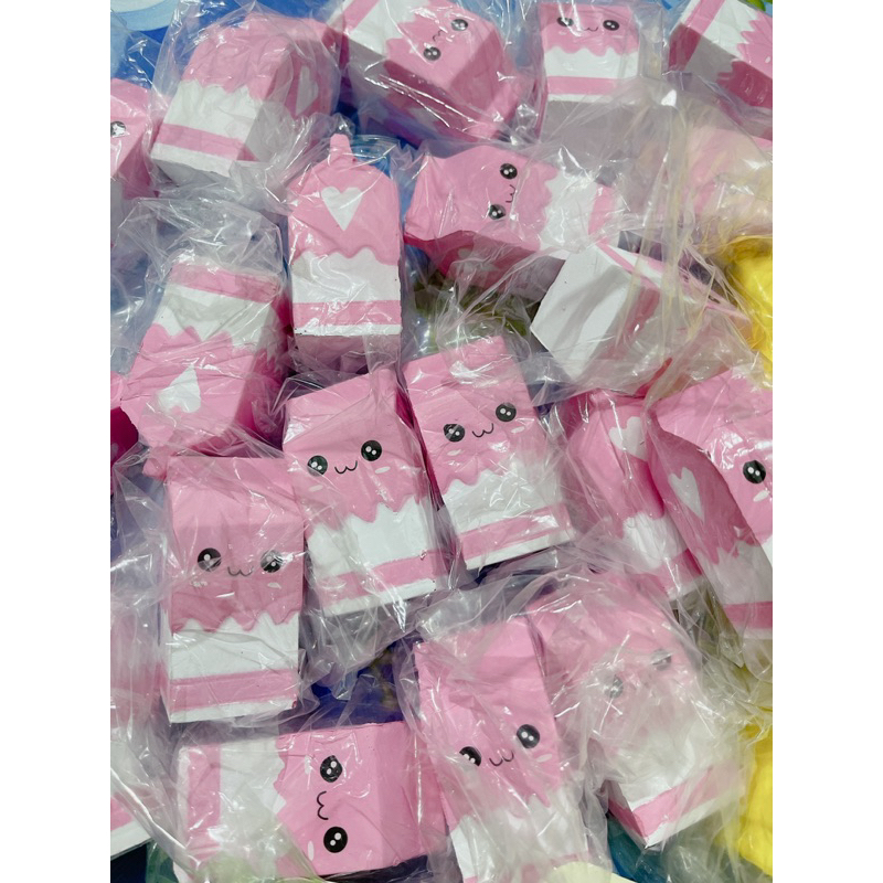 Squishy hộp sữa hồng siêu mềm siêu chậm tăng thơm