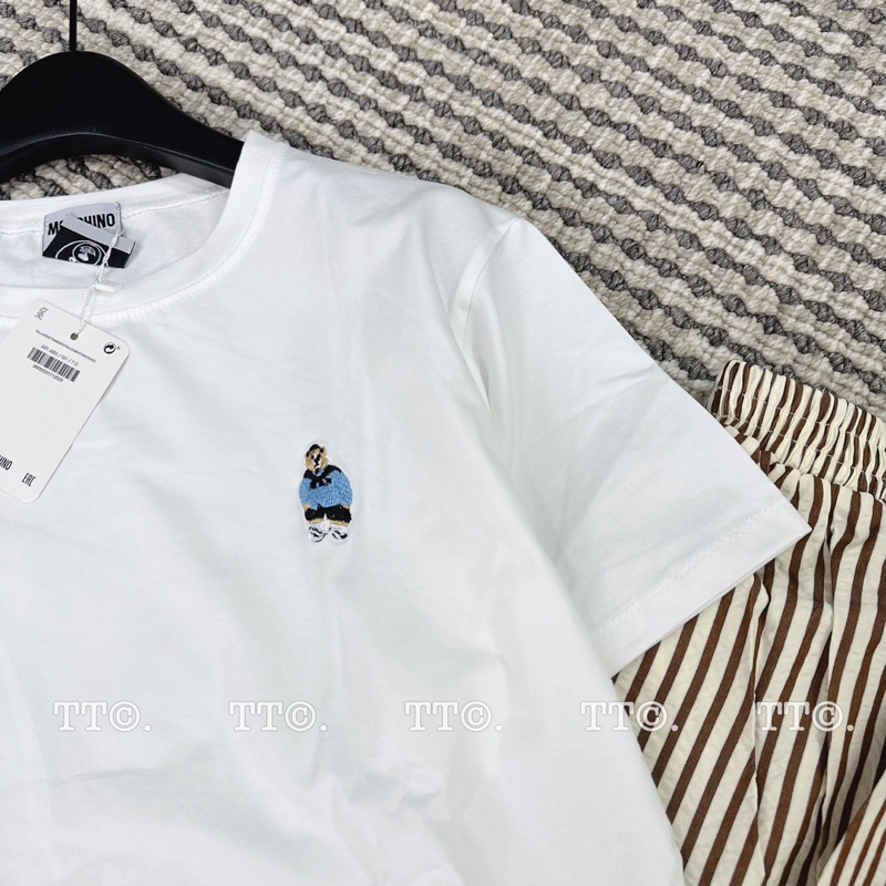 Bộ Áo Cotton Tàu Thêu Gấu Phối Quần Đũi Kẻ Sọc Dài