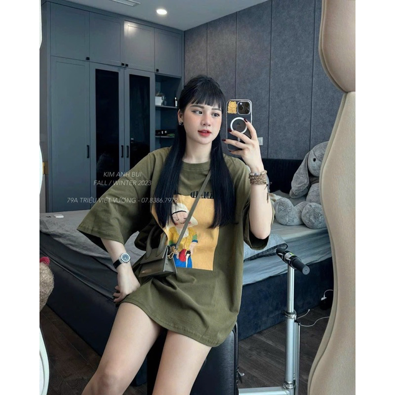 Áo Phông Xanh Rêu Hình Cô Gái KAB