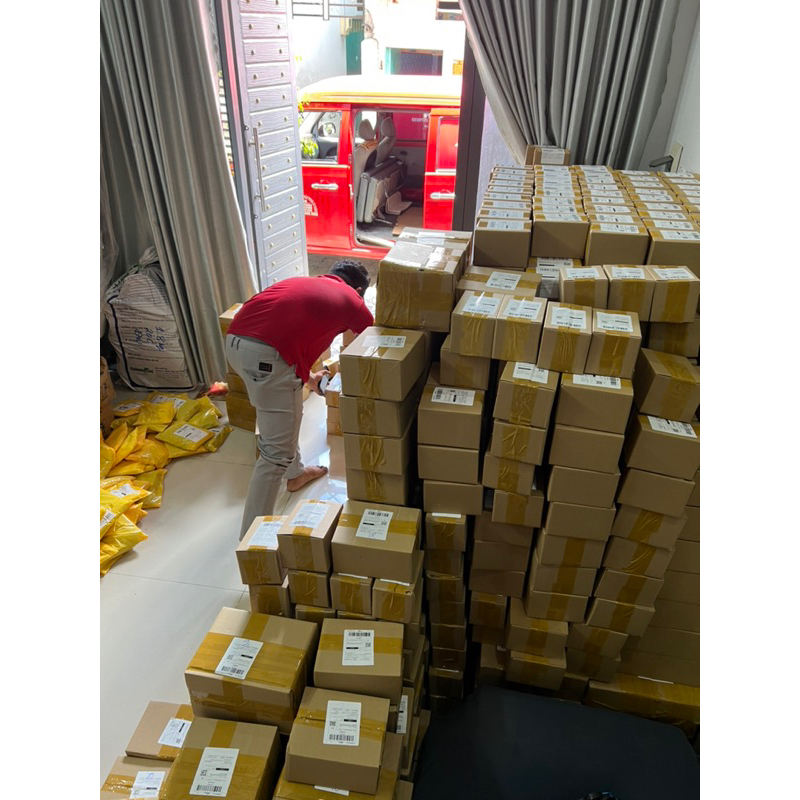 Tẩy Tế Bào Chết Cà Phê Sữa Dừa Khử Thâm Sáng Mịn Da 250g