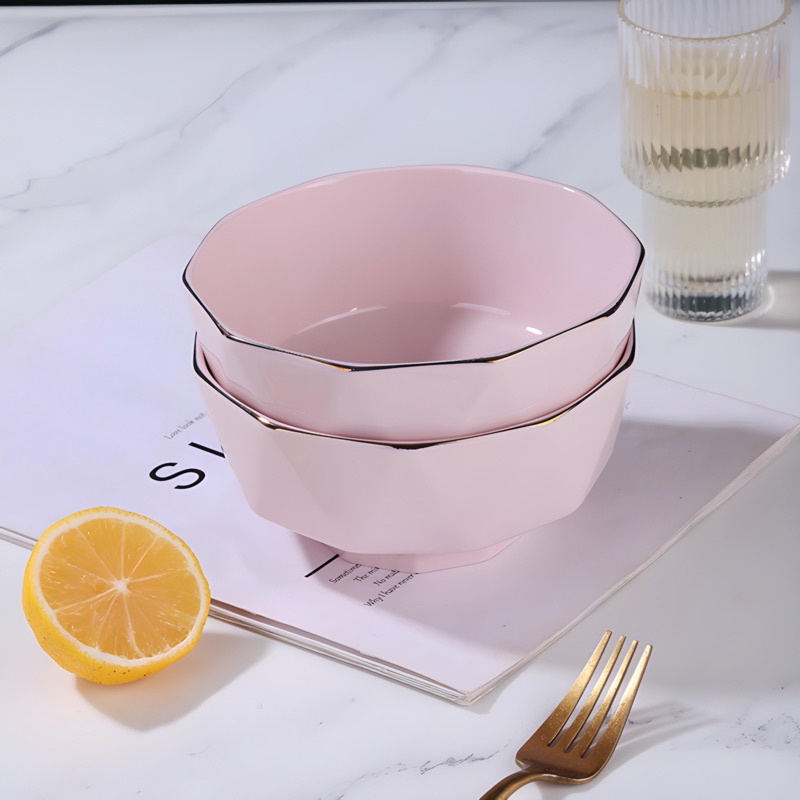 Chén ăn cơm bằng gốm sứ họa tiết kim cương màu hồng.