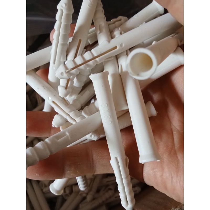 TẮC KÊ NHỰA 8x8