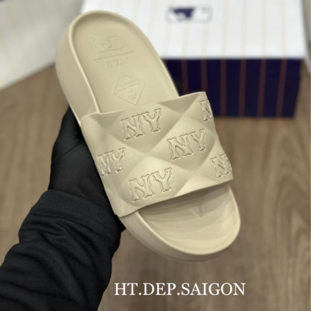 “Chính Hãng Auth” Dép Lê Quai Ngang MLB_ Nữ Nam Phong Cách Thời Trang Hàng Loại 1 Full Box MRC1224