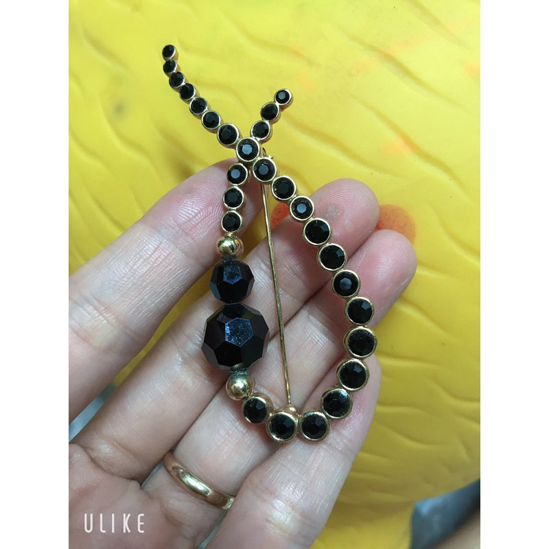 Cài áo si nhật