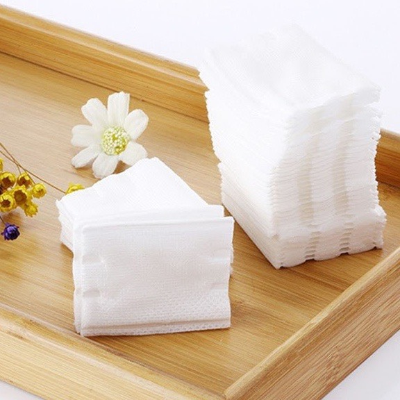 Bông Tấy Trang 3 lớp Cotton Pad - Túi 222 Miếng, Bông Mềm Mịn Giày Dặn Ít Xơ