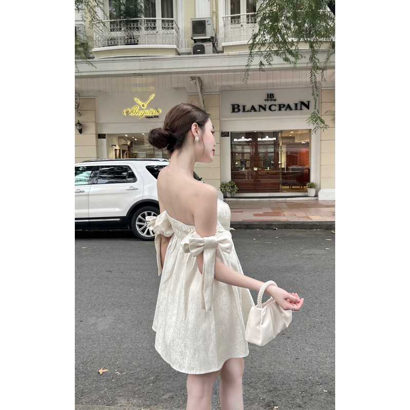 Đầm trễ vai nơ tafta BYBYPIL vân gỗ cao cấp Jasmine