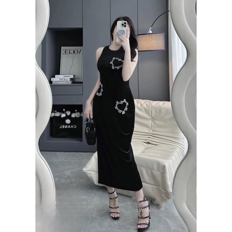 Váy Nhung Sát Nách Đính Đá Trái Tim Thuỳ Ngô Thanh Store