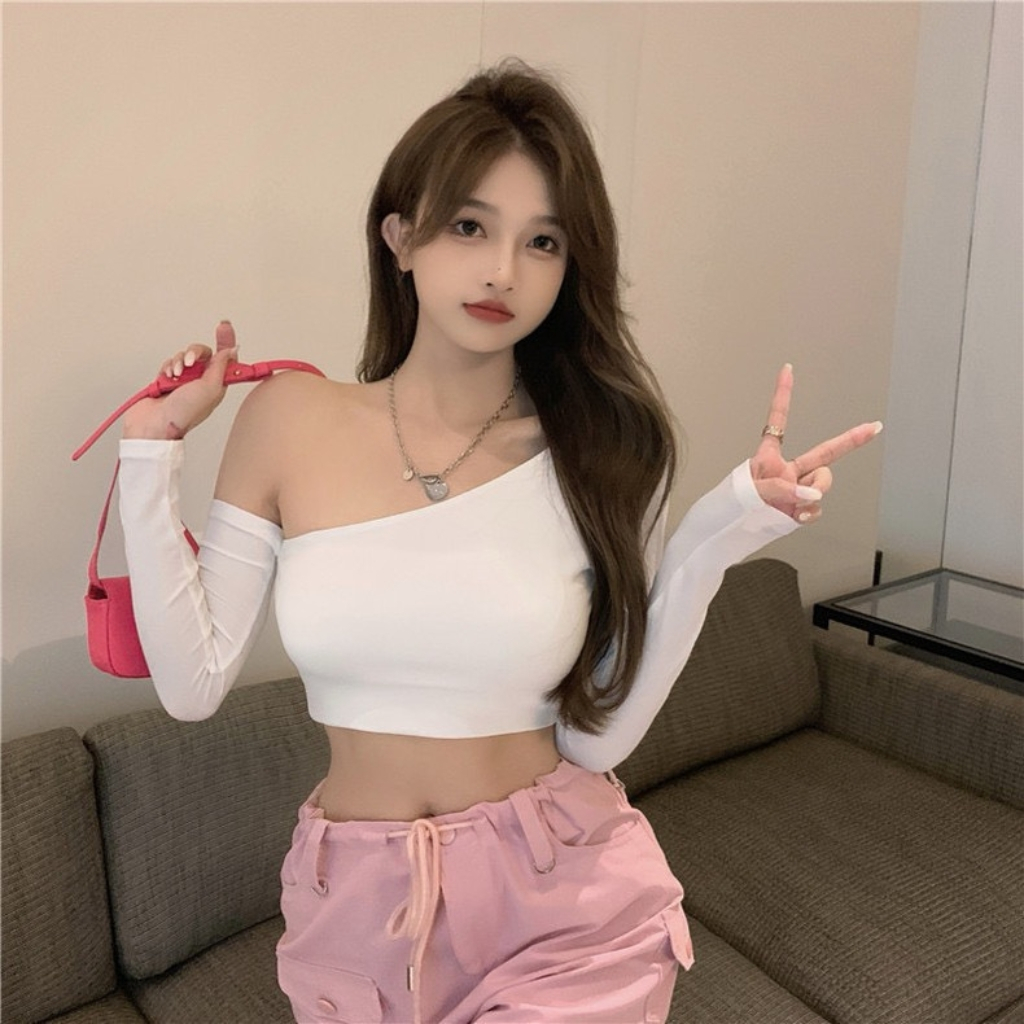 Áo Thun Nữ Tay Dài Chéo Vai Dáng Croptop Chất Cotton Mềm Mịn A84