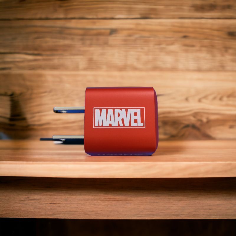 Sạc nhanh Anker Powerport III Nano 20w phiên bản Marvel Iron man Captain America