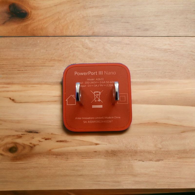Sạc nhanh Anker Powerport III Nano 20w phiên bản Marvel Iron man Captain America