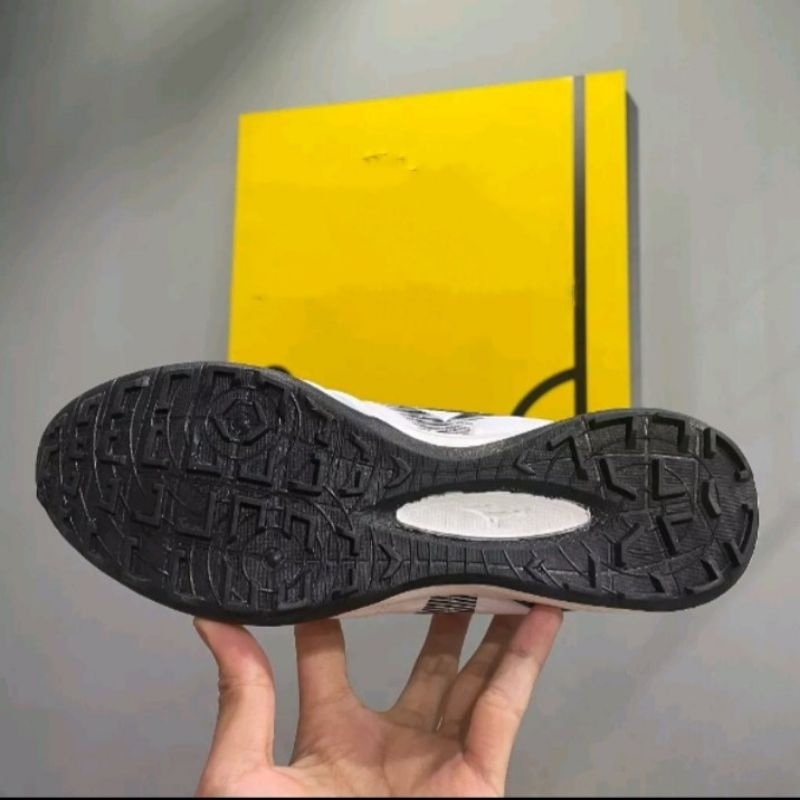 Giày Bóng Đá Mizuno Neo 4 Pro Trắng