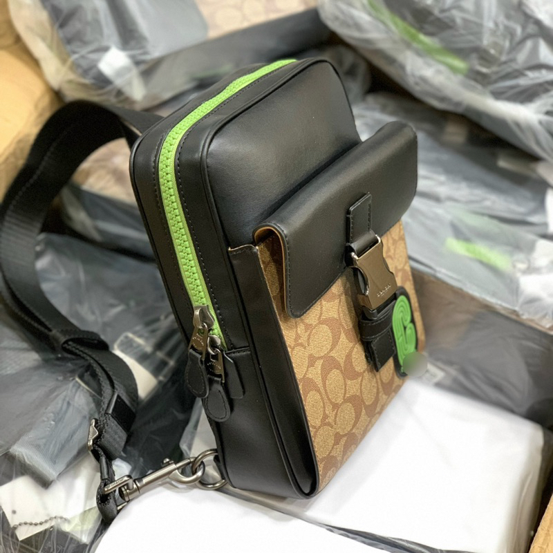 Túi coach track pack đeo chéo nam