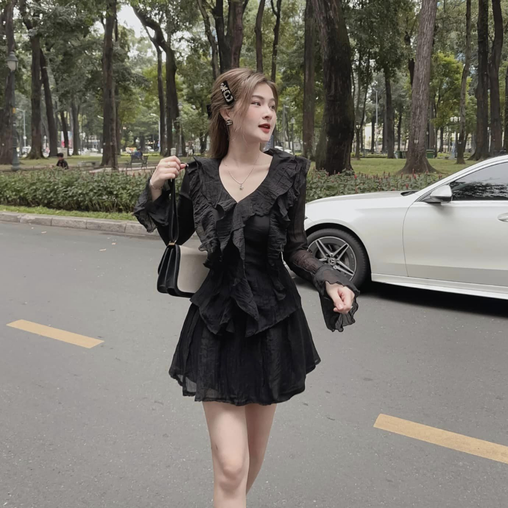 Set bộ đồ nữ áo kiểu tay dài phối bèo tơ cánh tiên phối chân váy xòe xinh xắn với 3 tone màu nhẹ nhàng, tôn da