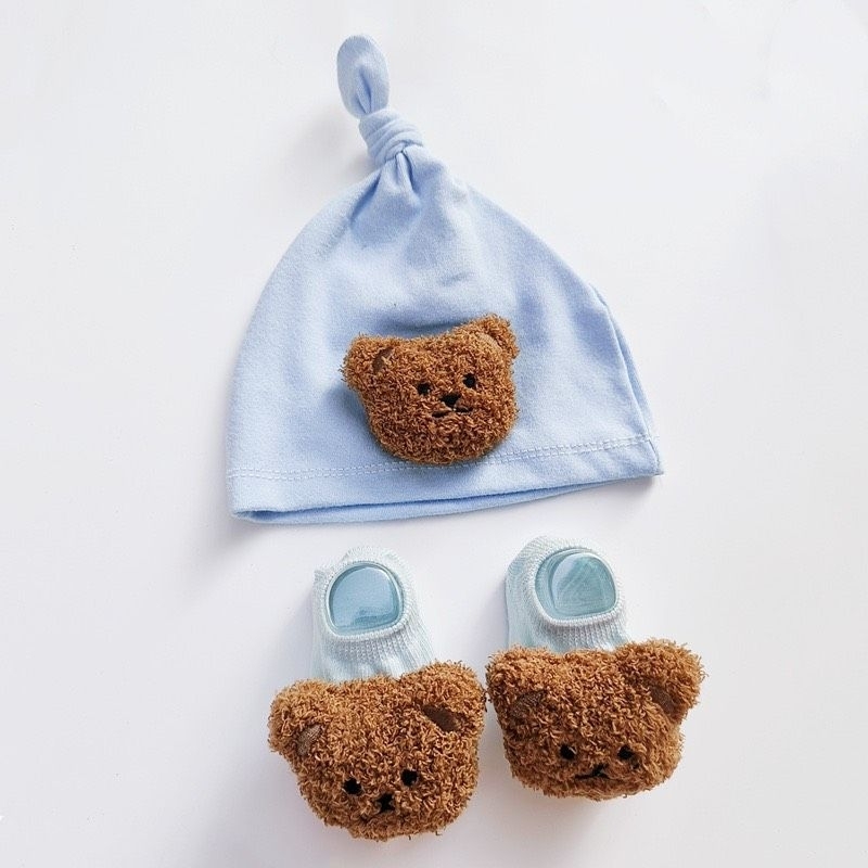 Sét mũ cotton củ tỏi kèm tất thú cho bé