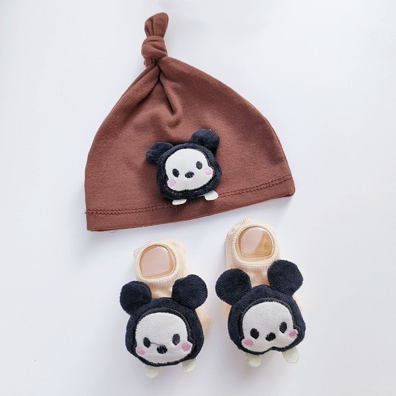 Sét mũ cotton củ tỏi kèm tất thú cho bé