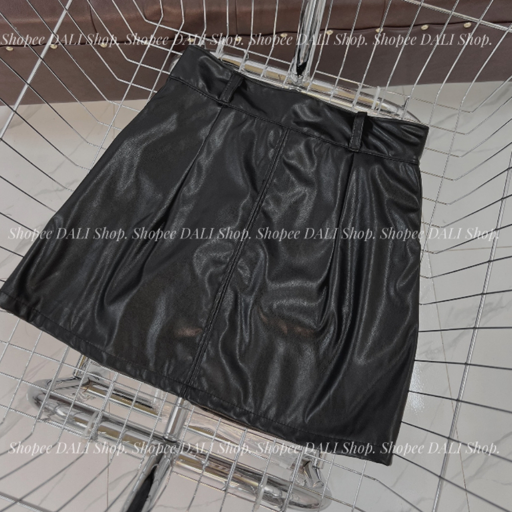 Chân váy da chữ A màu đen cá tính có quần trong, phong cách đơn giản basic năng động | BigBuy360 - bigbuy360.vn