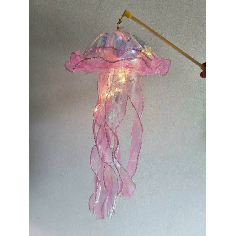 Lồng đèn sứa siêu xinh