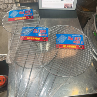 Vỉ nướng tròn có cán cầm Inox