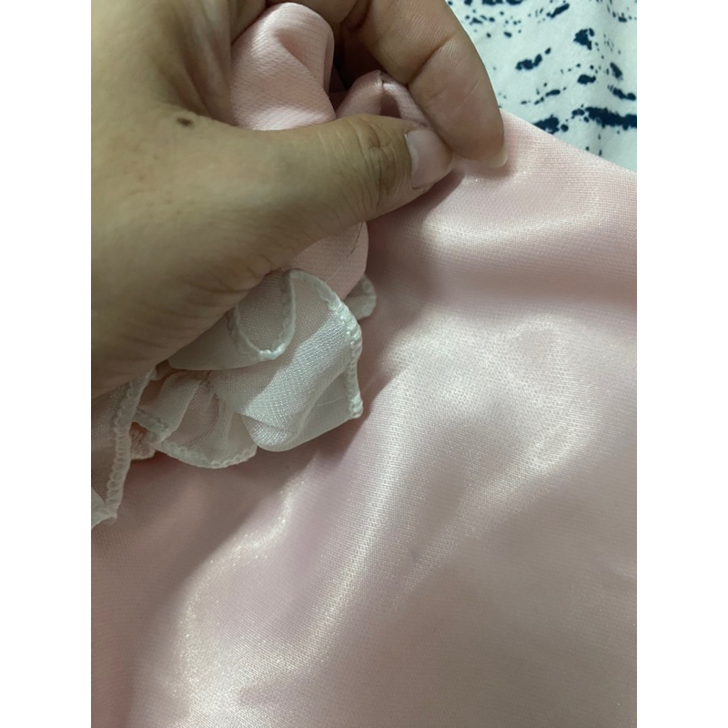 Pass đầm hồng tiểu thư