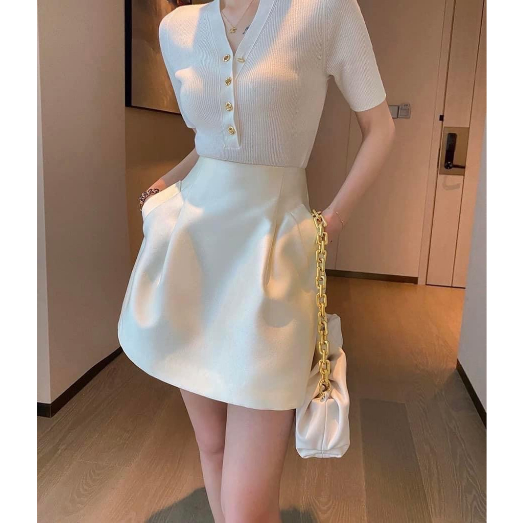 Chân váy trắng xoè size M (51-56kg)