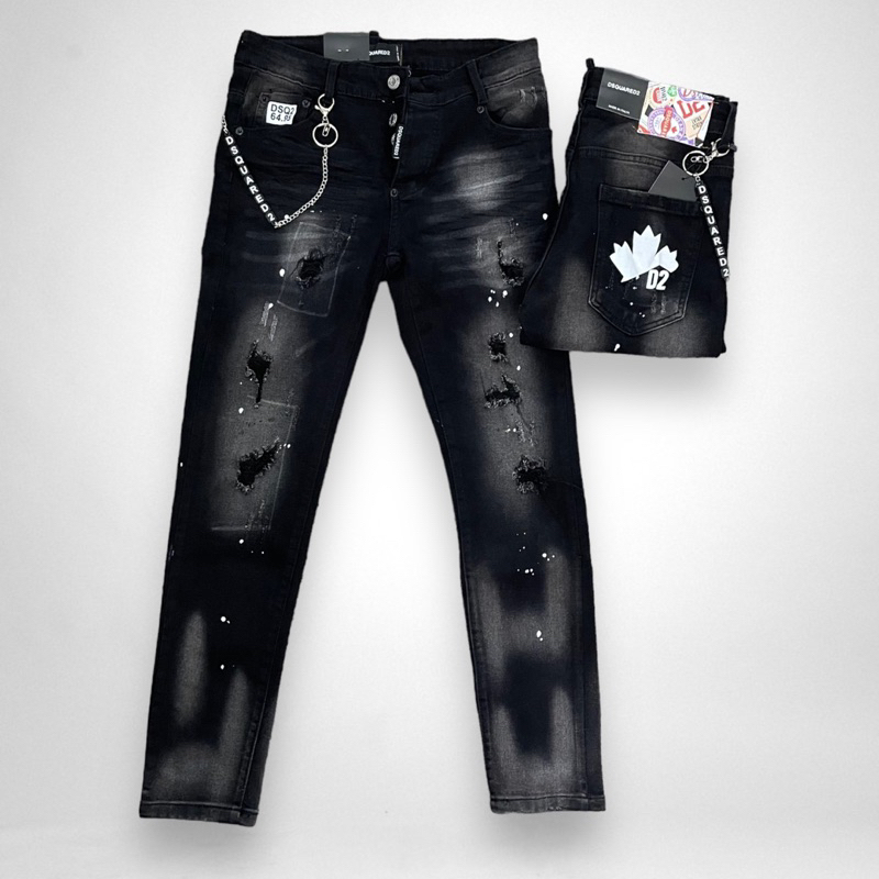 Quần jean bò nam Dsq2 biker slimfit đen mài rách xước in hình lá phong túi sau phối móc dây xích
