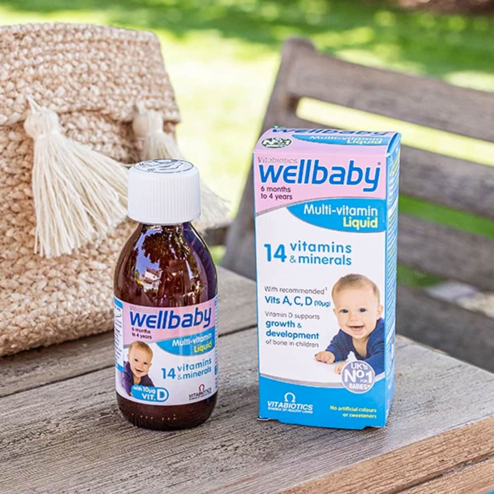 Siro bổ sung Vitamin Vitabiotics Wellbaby 14 Vitamin Minerals 150ml