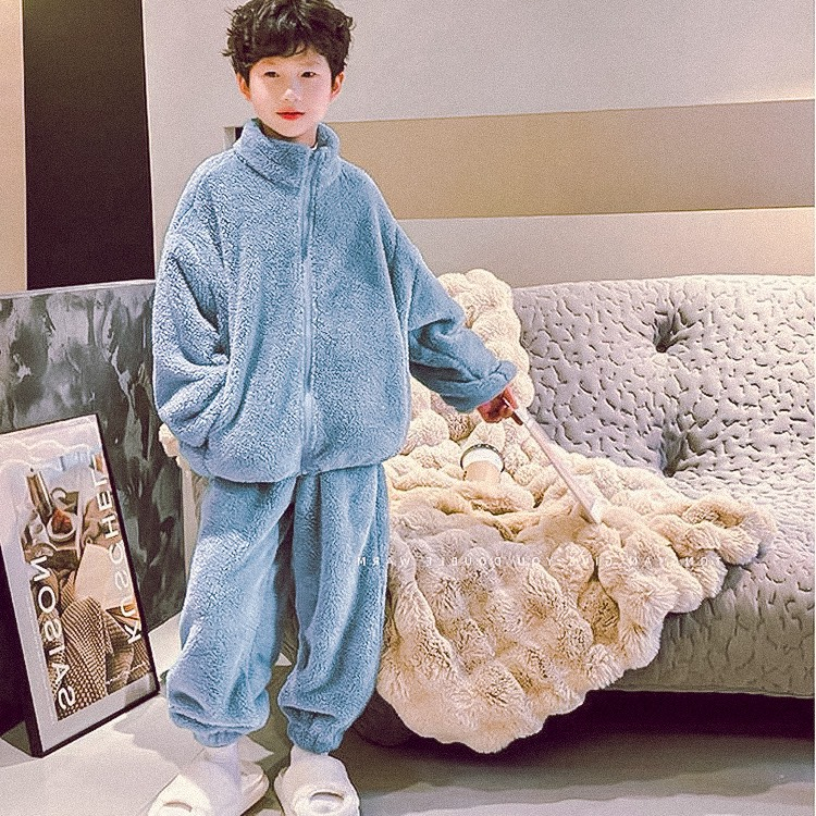 Áo khoác lông mùa đông khoá kéo cho bé trai,bé gái 18-48kg.Lông mềm mịn,dày dặn,ấm áp.