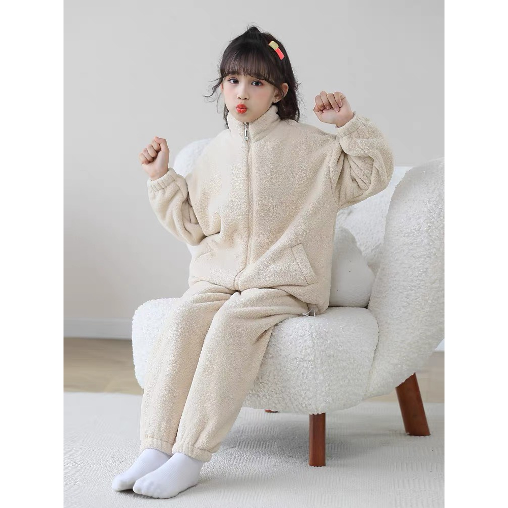 Áo khoác lông mùa đông khoá kéo cho bé trai,bé gái 18-48kg.Lông mềm mịn,dày dặn,ấm áp.