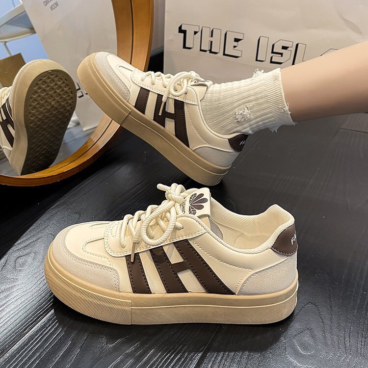 Giày thể thao nữ chất da đế nâu LOS