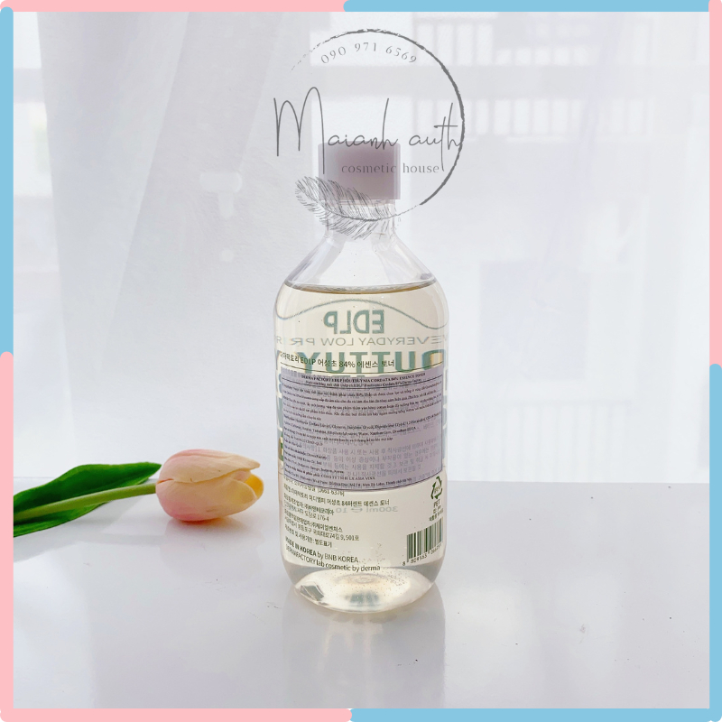 Nước cân bằng diếp cá Derma Factory Houttuynia Cordata 84% Essence Toner 300ml