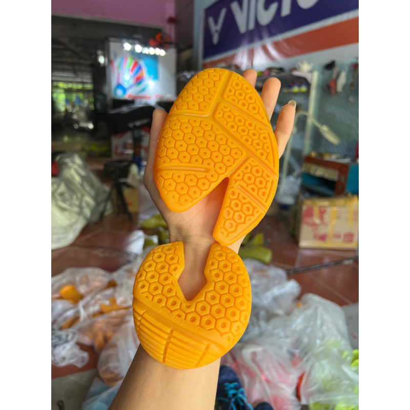 đế giày yonex tổ ong