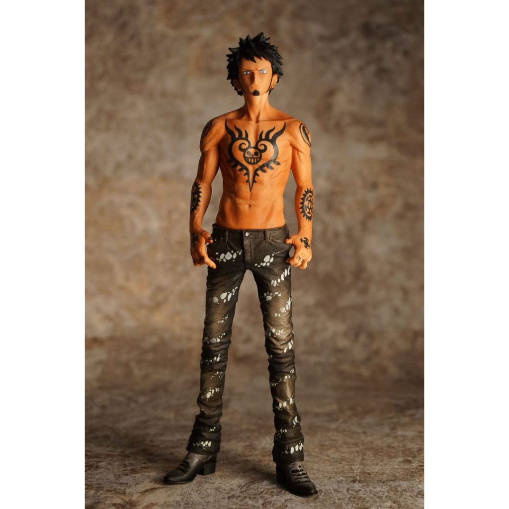 Mô hình One Piece chính hãng - Trafalgar Law - King of Artist  ver Jeans Freak