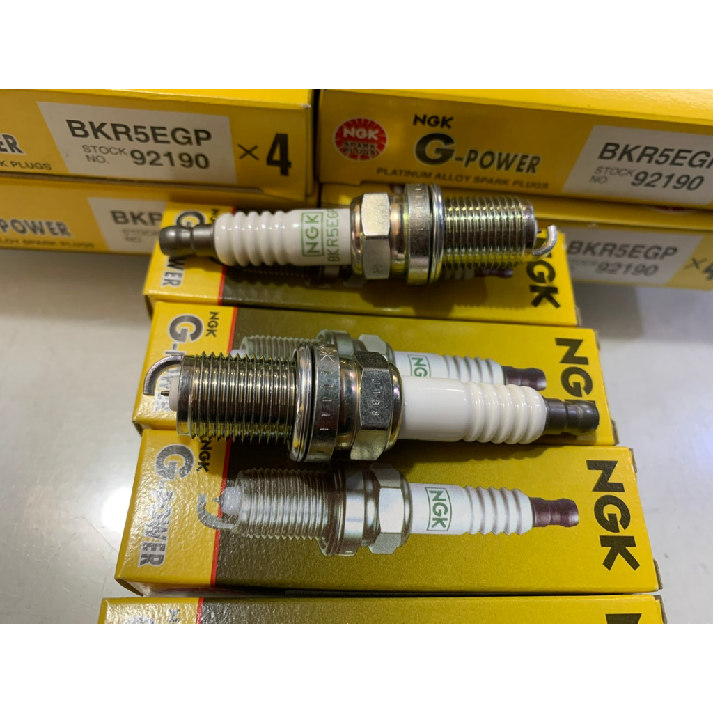 Bộ 4 Cái Bugi Đánh Lửa Xe SUZUKI CARRY, APV, VITARA...Hàng NGK Nhật Bản Loại Xịn Chân Bạch Kim