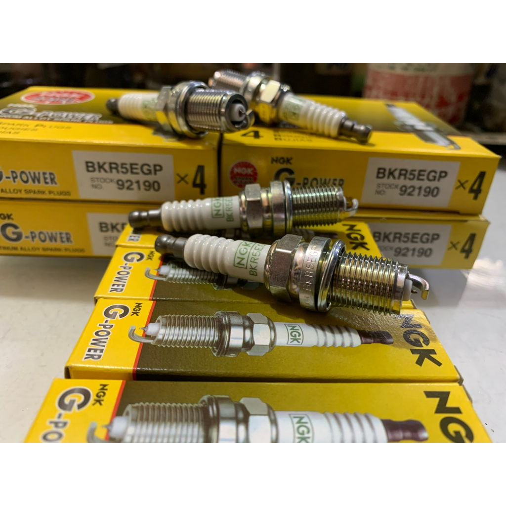 Bộ 4 Cái Bugi Đánh Lửa Xe MAZDA 323, 626, Premacy, Mazda 3 đời 2003-2013...Hàng NGK Nhật Bản Loại Xịn Chân Bạch Kim.