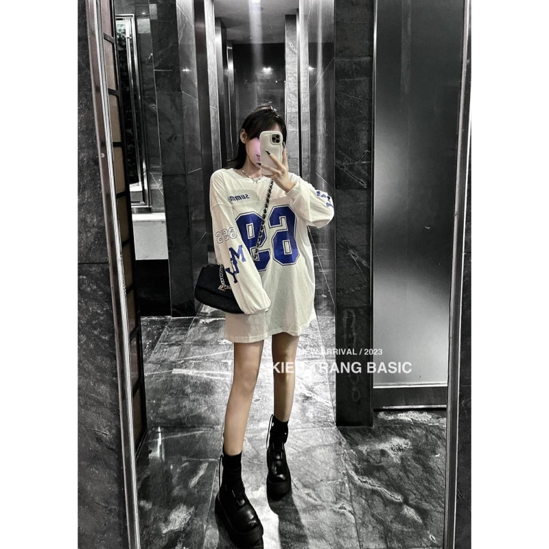 Áo Thun Dài Tay Số 69 In 2 Mặt Dáng Thụng Giấu Quần