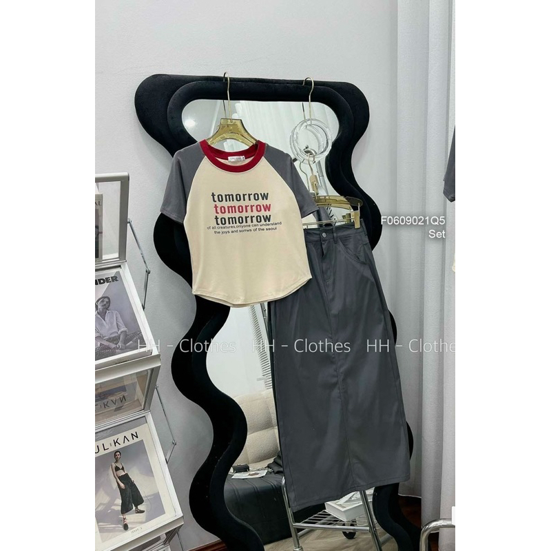 Set áo thun croptop phối màu kèm chân váy dáng dài