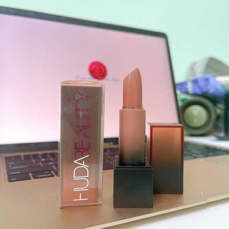 Son Huda fullsize Màu Sweet Cheeks