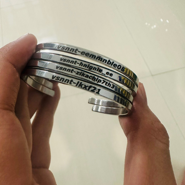 Vòng Tay Cặp Khắc Tên Theo Yêu Cầu