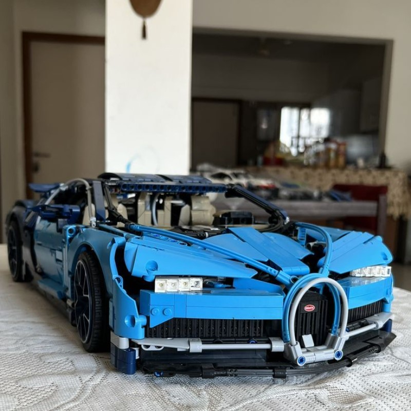 Mô hình lắp ráp Lego siêu xe Bugatti Chiron và Lamborghini EKP 37 tỉ lệ 1:8 hàng chuẩn loại I