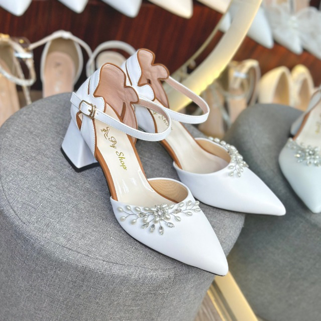 Giày cao gót_ Giày đi tiệc_ BÚP BÊ 5 PHÂN _Mẫu mới, Mũi Nhọn KHOÁ NGỌC +Hậu Viền Nâu+ Khóa Vàng_PY SHOP