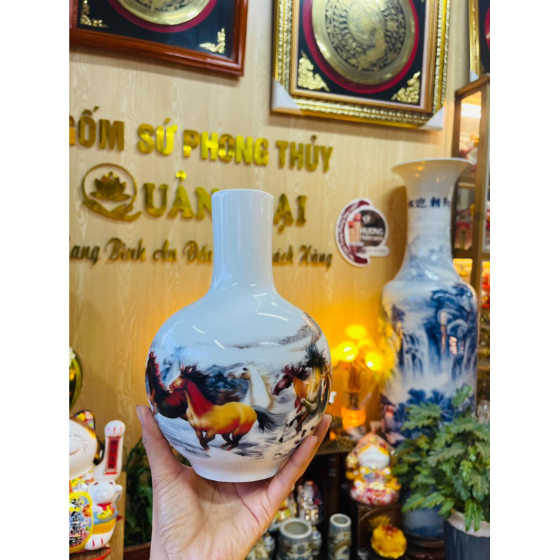 Bình hoa bát mã sứ Giang Tây