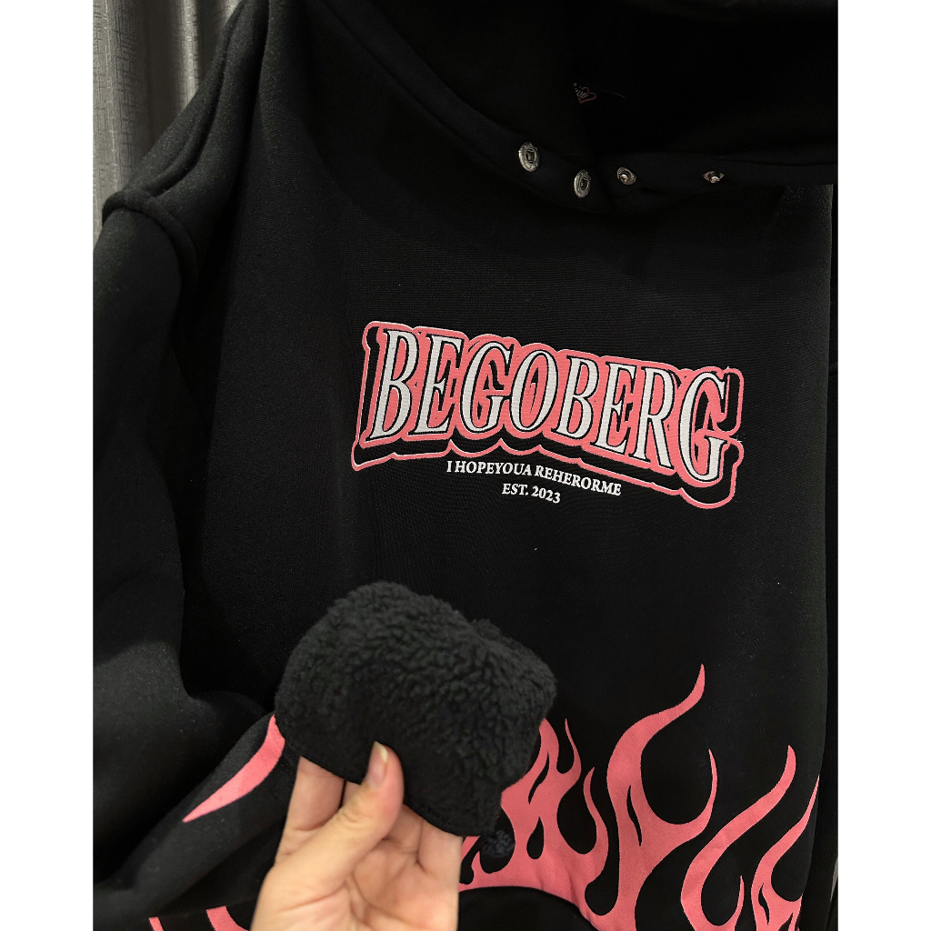 Áo hoodies unisex Begoberg form rộng in họa tiết lửa chất liệu nỉ chần bông ấm áp M15 | BigBuy360 - bigbuy360.vn