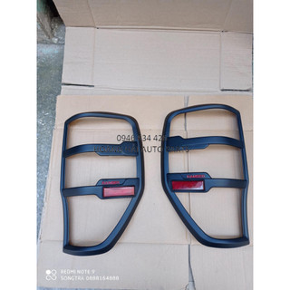 ỐP ĐÈN HẬU FORD RANGER 2012 – 2021