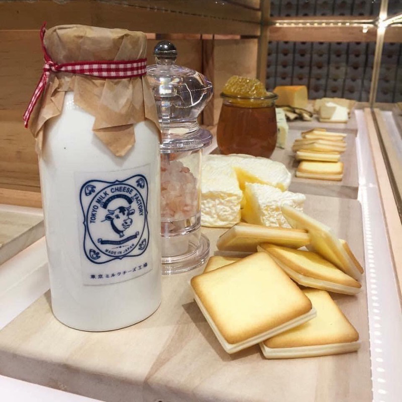 Tokyo mild cheese hộp 10 chiếc