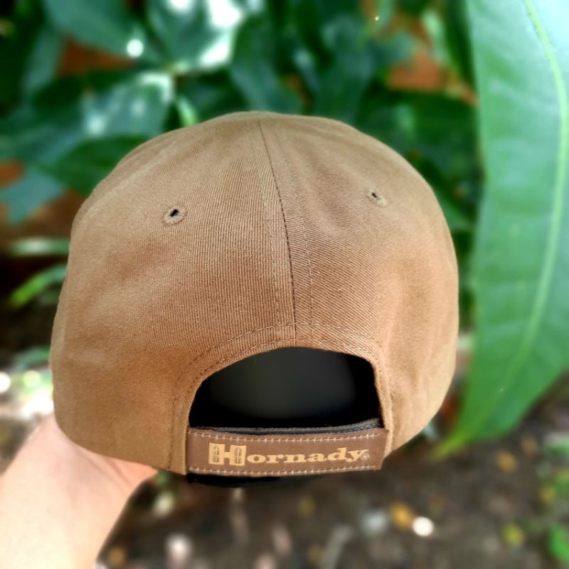 Nón mũ thêu logo chữ H màu nâu, không nút. hàng đẹp. Mũ lưỡi trai màu nâu