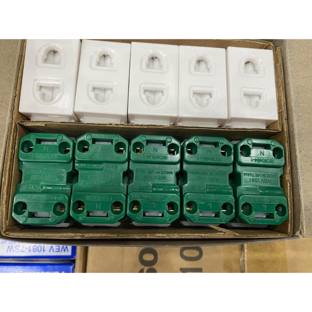 Hộp 10 Hạt cắm nhanh có màn che dòng Wide hạt lớn  mặt 123  Wide