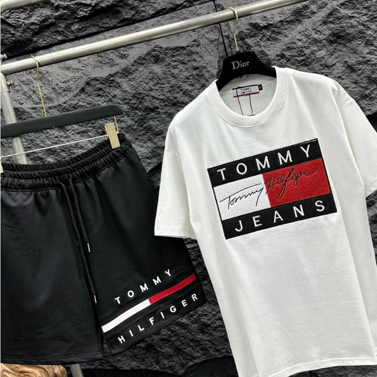 Áo Phông Nam Nữ TOMMY JEANS Phối Chữ Kí Trước Ngực - Áo Phông Cộc Tay Cực Chất Cotton Thoáng Mát Hottrend #Hot #2023