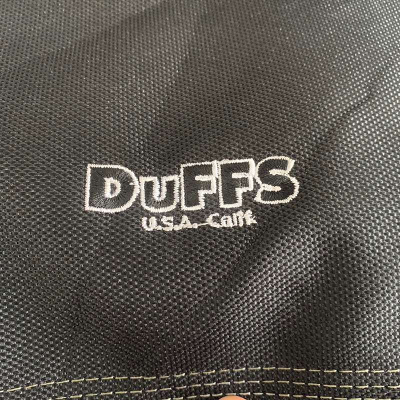 Túi đeo chéo Duffs