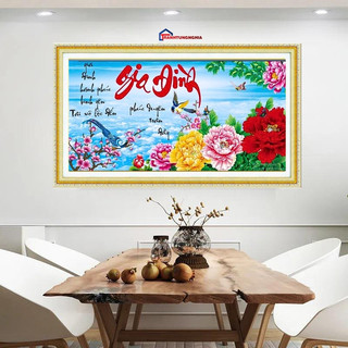 Tranh đính đá LV176 (87cm x 45cm), tranh thêu chữ thập gia đình hạnh phúc LV3176 (74cm x 39cm)